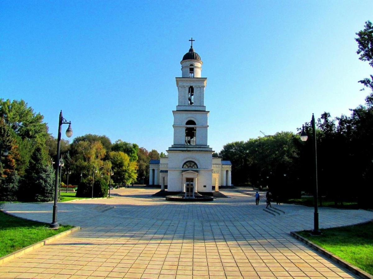 Central Park Accommodation Chisinau Exterior foto